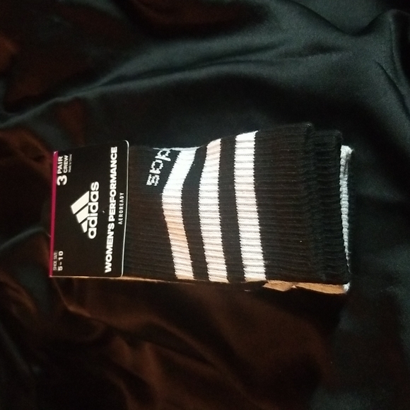 adidas Accessories - Adidas 3 pack crew socks sz. 5-10 black & gray